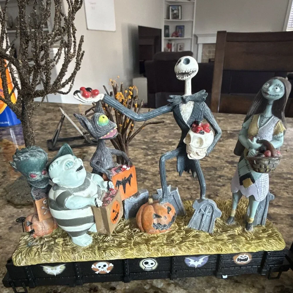 Disney Nightmare Before Christmas G Gauge Nightmare Express Steam Train